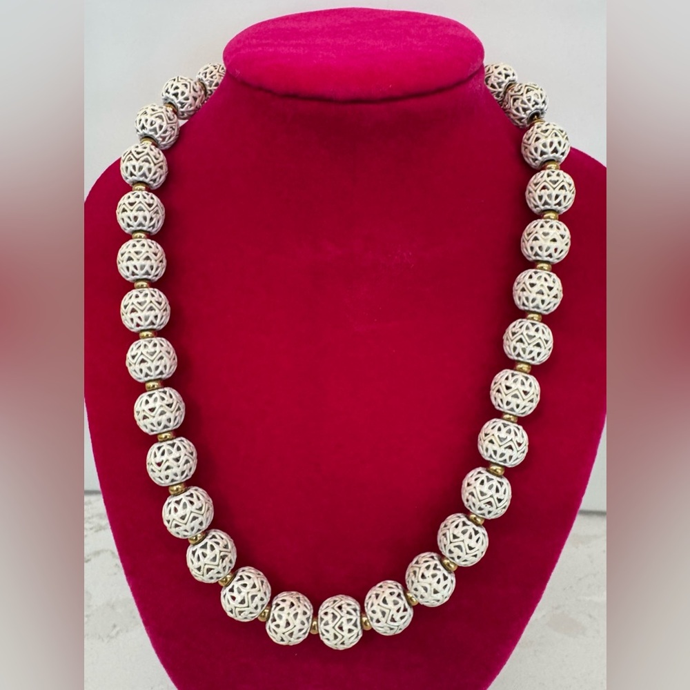 ✨VINTAGE MONET Ivory White Filigree Metal Bead Adjustable Necklace, Unique!